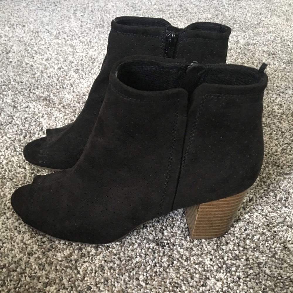 Black Peep Toe Heels